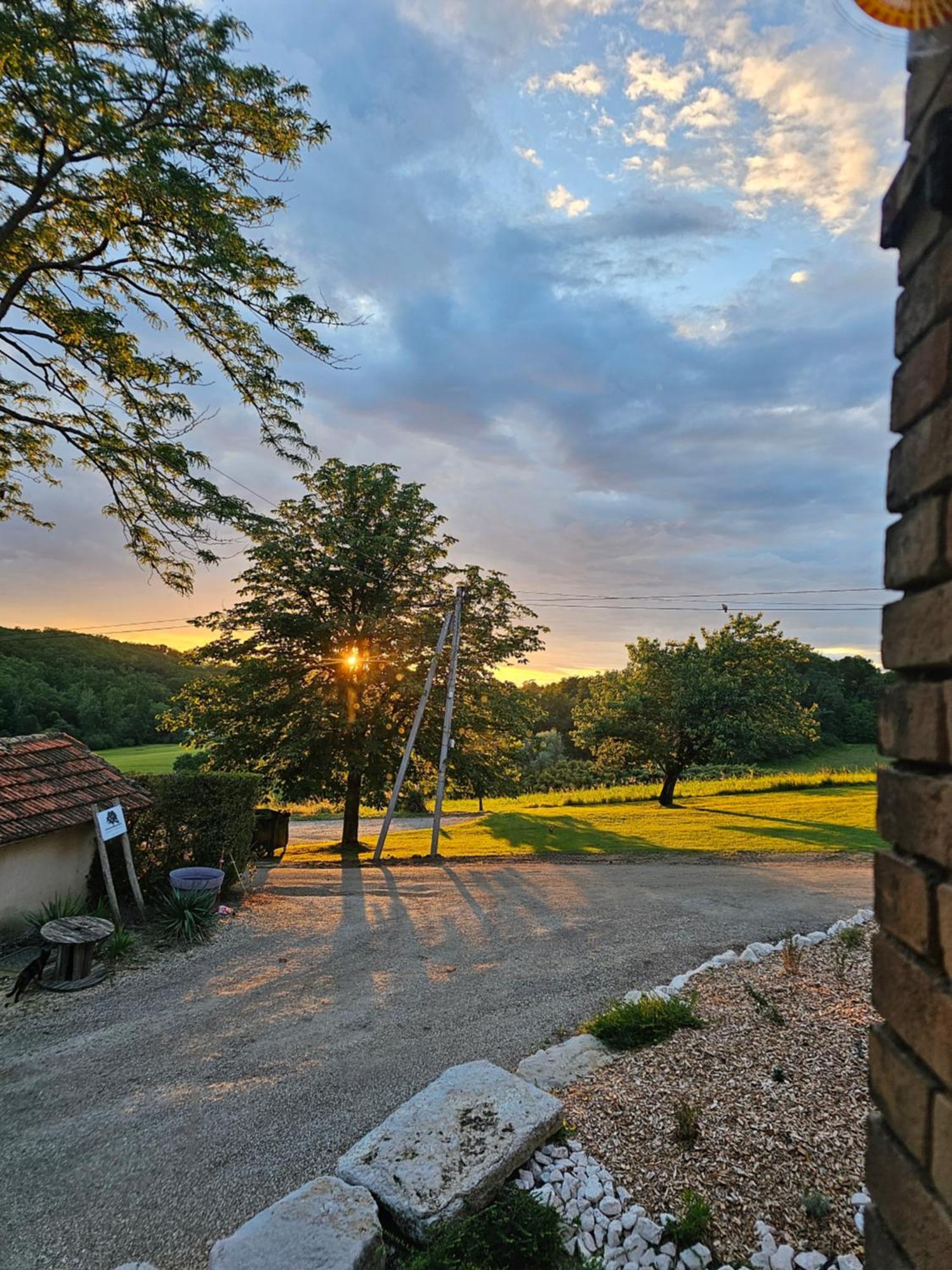 Domaine De Massoulac Molières Exterior foto